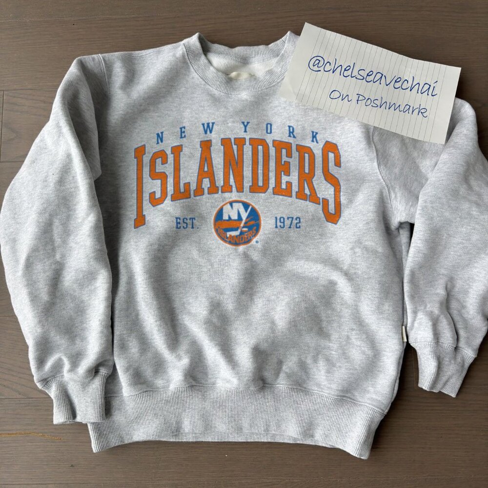 Vintage New York Islanders Sweatshirt, Retro New York Islanders NHL Hockey Shirt